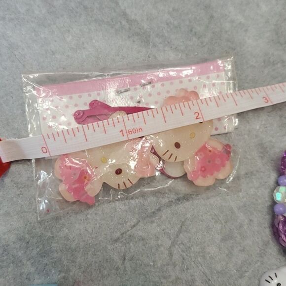 Hello Kitty jewelry and hair lot - Picture 7 of 13